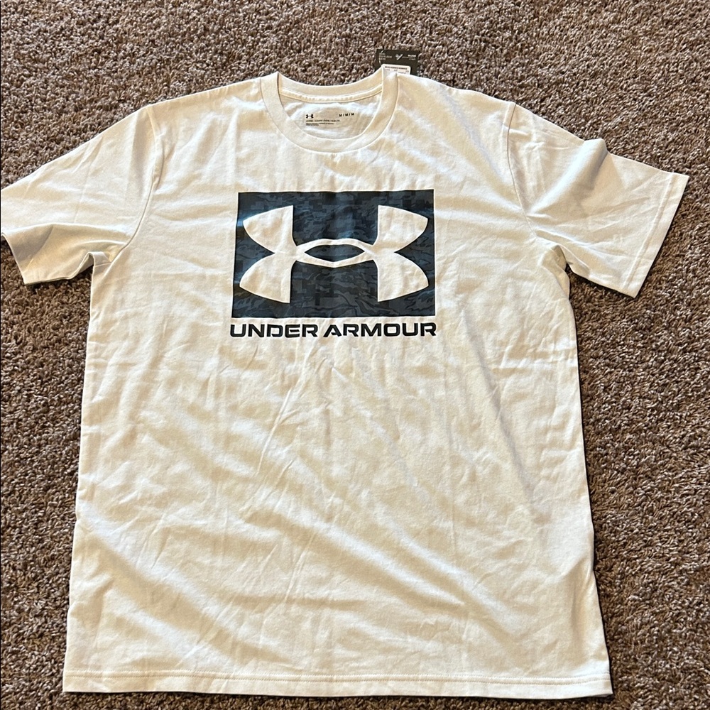 Under Armour Men's White and Black Logo Tee